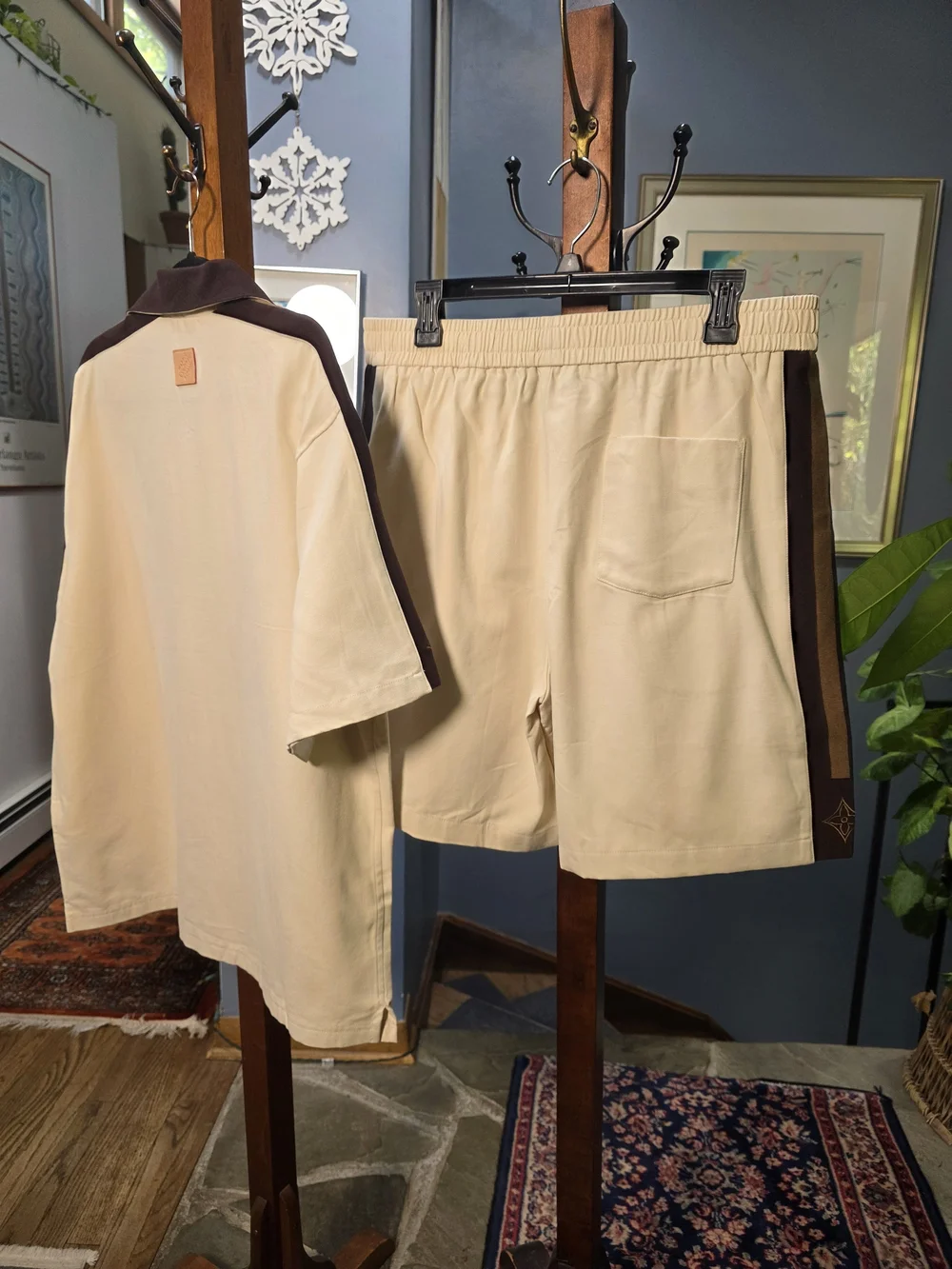 MADE IN ITALY LOUIS VUITTON BICOLOR WARM UP SHORTS XL